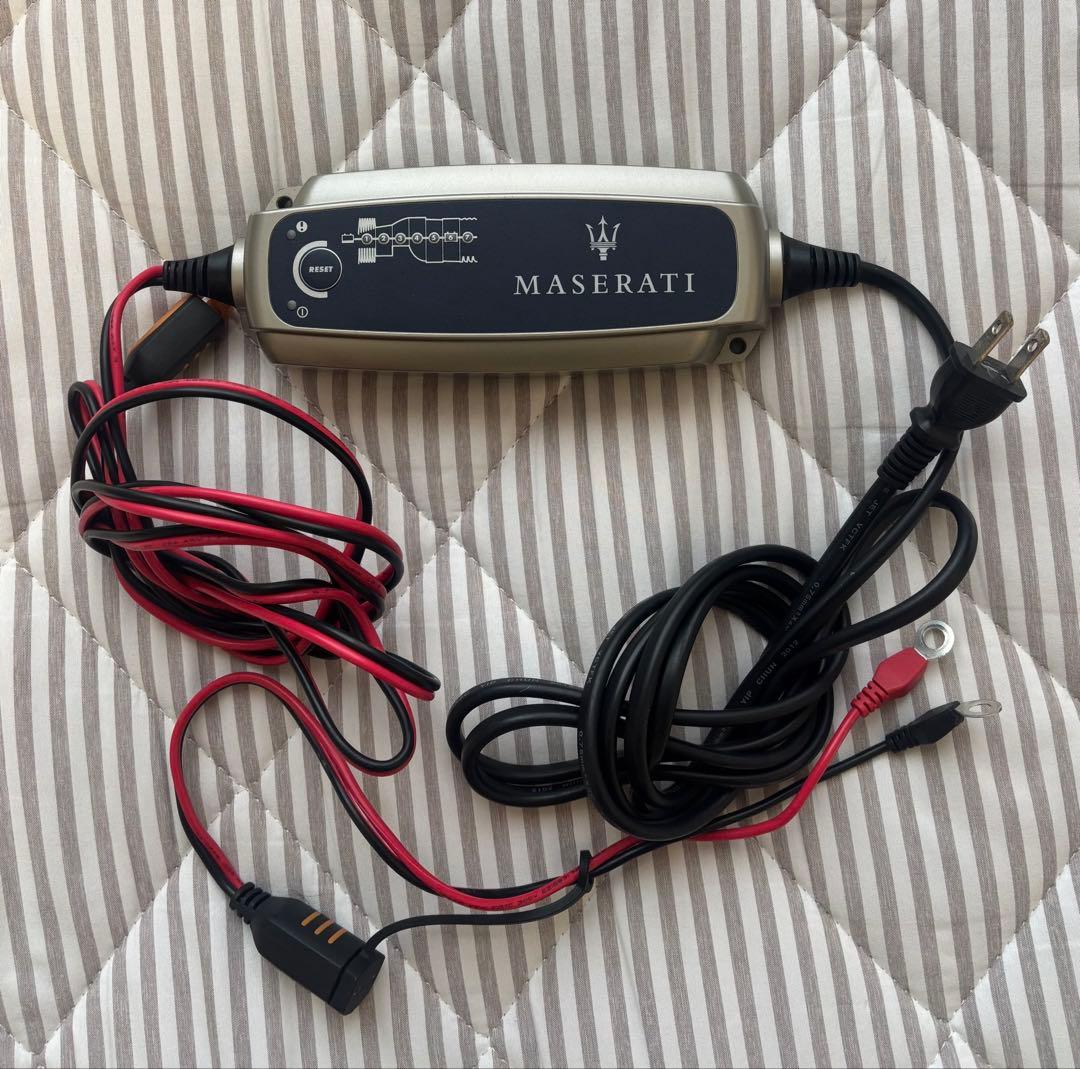 MASERATI マセラティ 純正バッテリーチャージャー