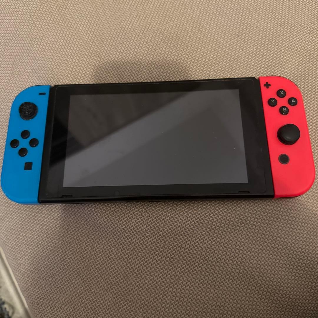 Nintendo Switch 本体のみ　青/赤