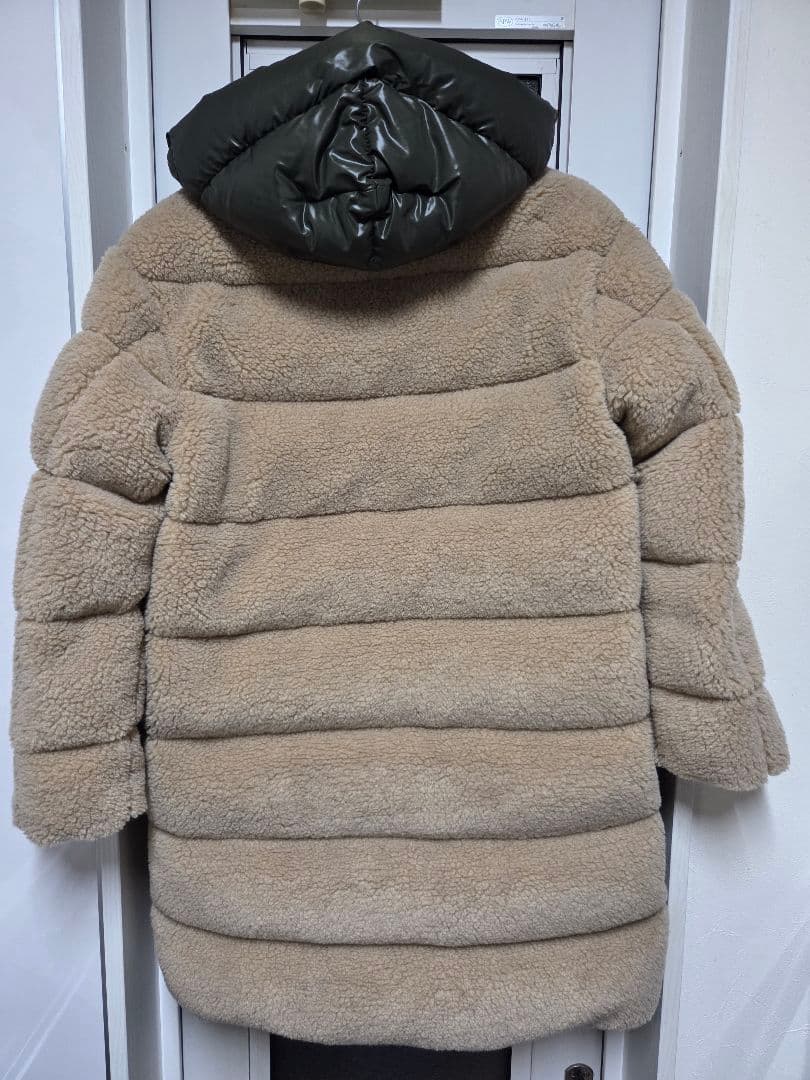 極美品　確実正規品　MONCLER　CHARAMILLON　シャラミオン