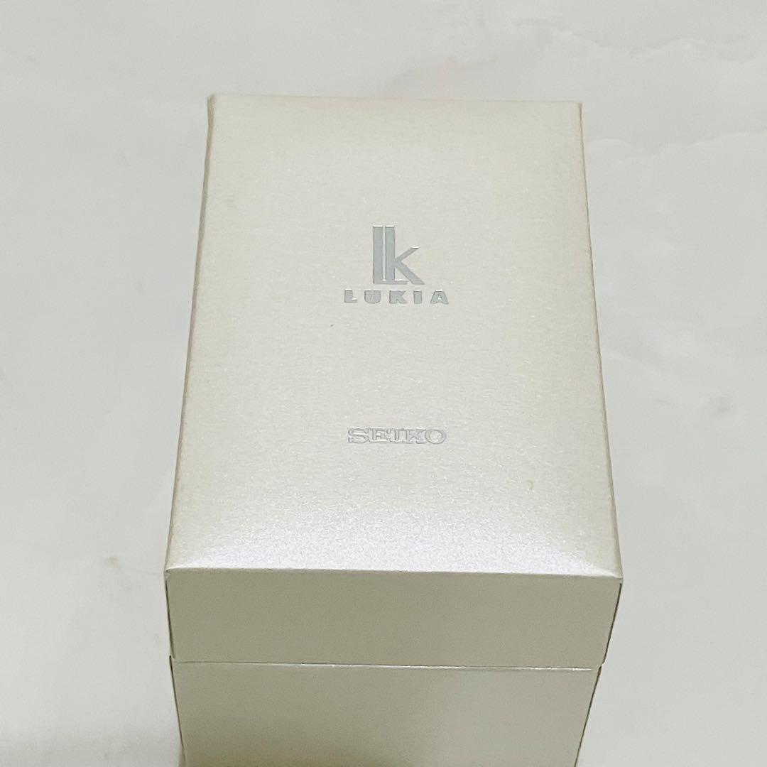 美品 セイコー ルキアSSQV081 チタン 電波ソーラー SEIKO 腕時計