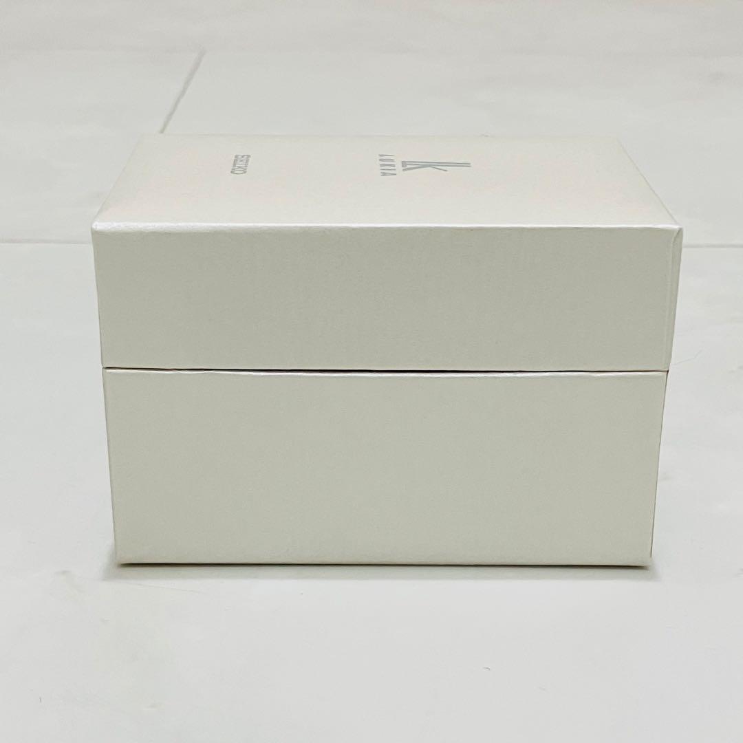 美品 セイコー ルキアSSQV081 チタン 電波ソーラー SEIKO 腕時計