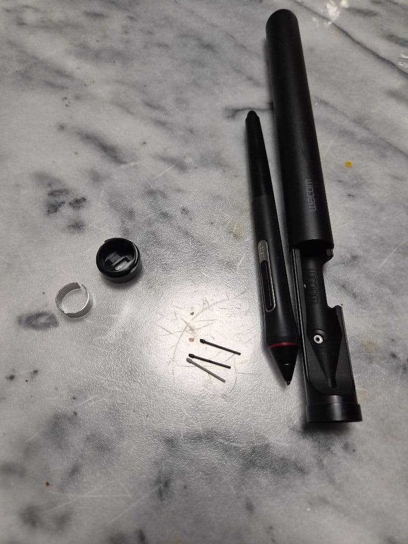 Wacom MobileStudio Pro 16 本体