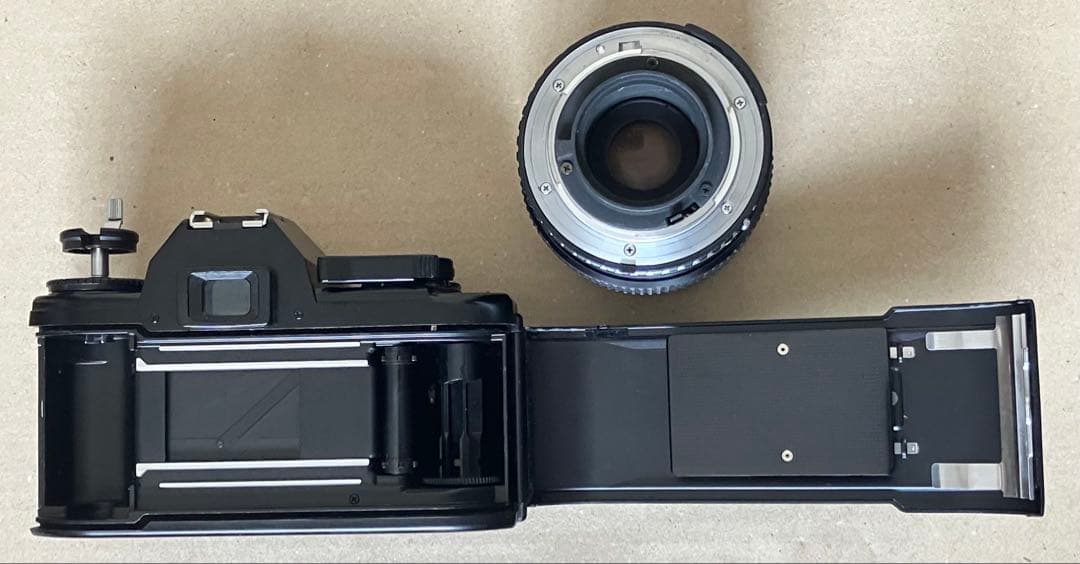 Nikon EM 一眼レフカメラ Zoom 36-72mm