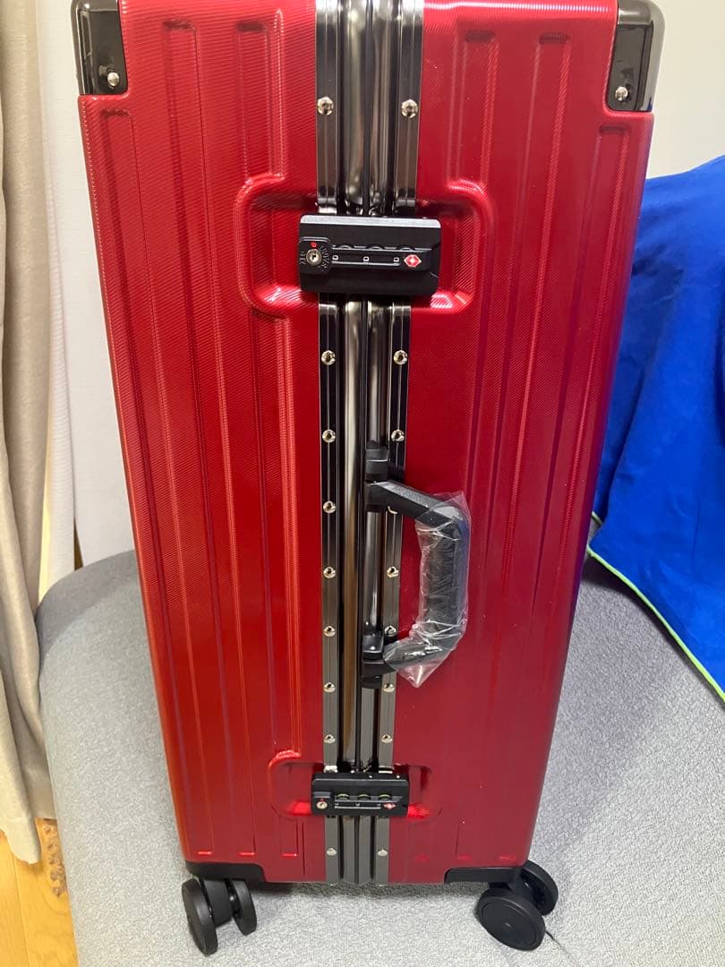 [kazu m] スーツケース