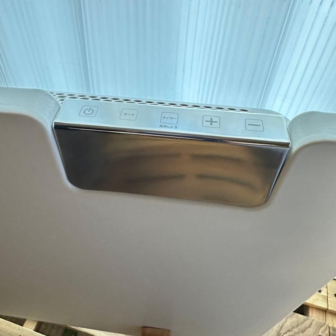 moku パネルヒーター　2024年製 800w ホワイト　白　静音　保証書あり