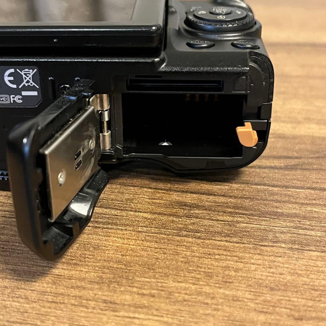 希少 良品 Canon PowerShot G11 高級コンデジ