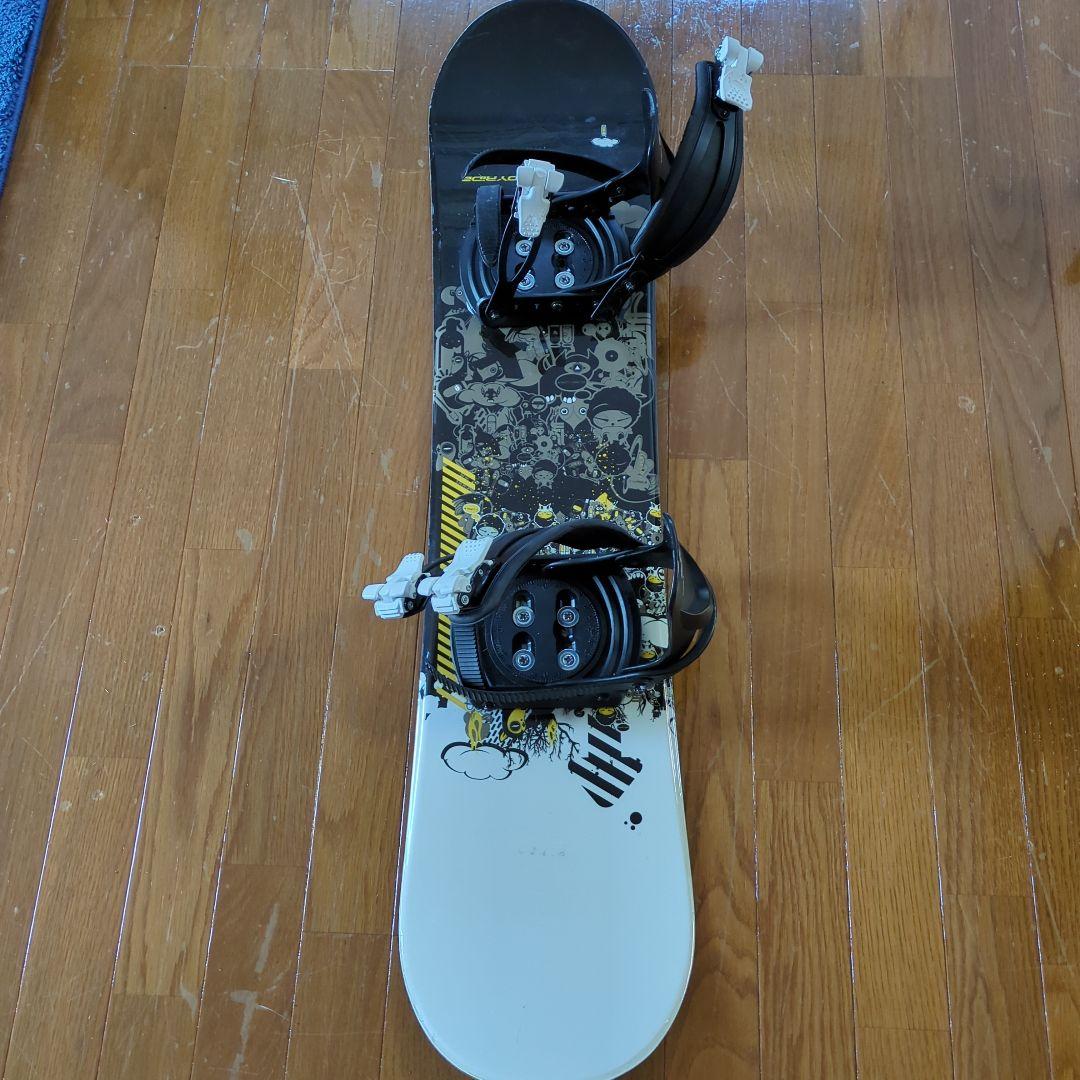 子ども用スノーボードセット（ジャケット・ブーツ付き）