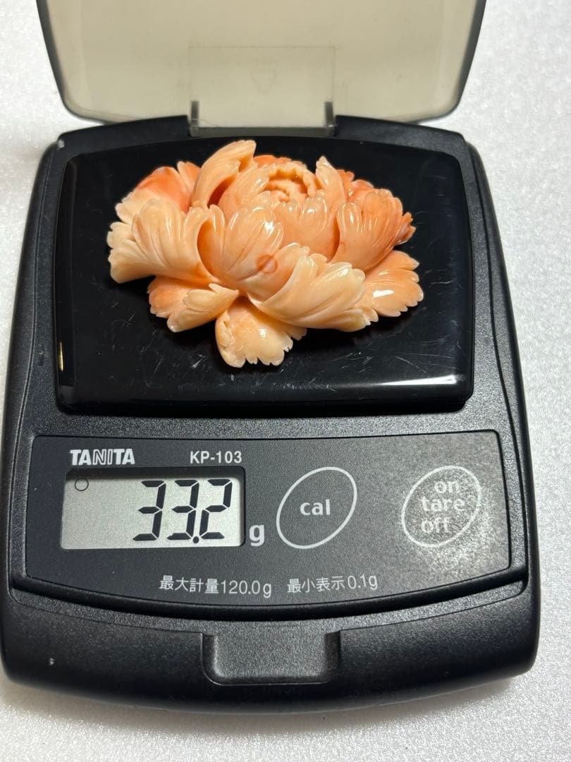 送料無料♪珊瑚　33g 置物　ブローチ　帯留