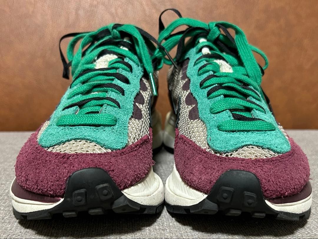 靴 Nike x sacai VaporWaffle \"Villain Red\"