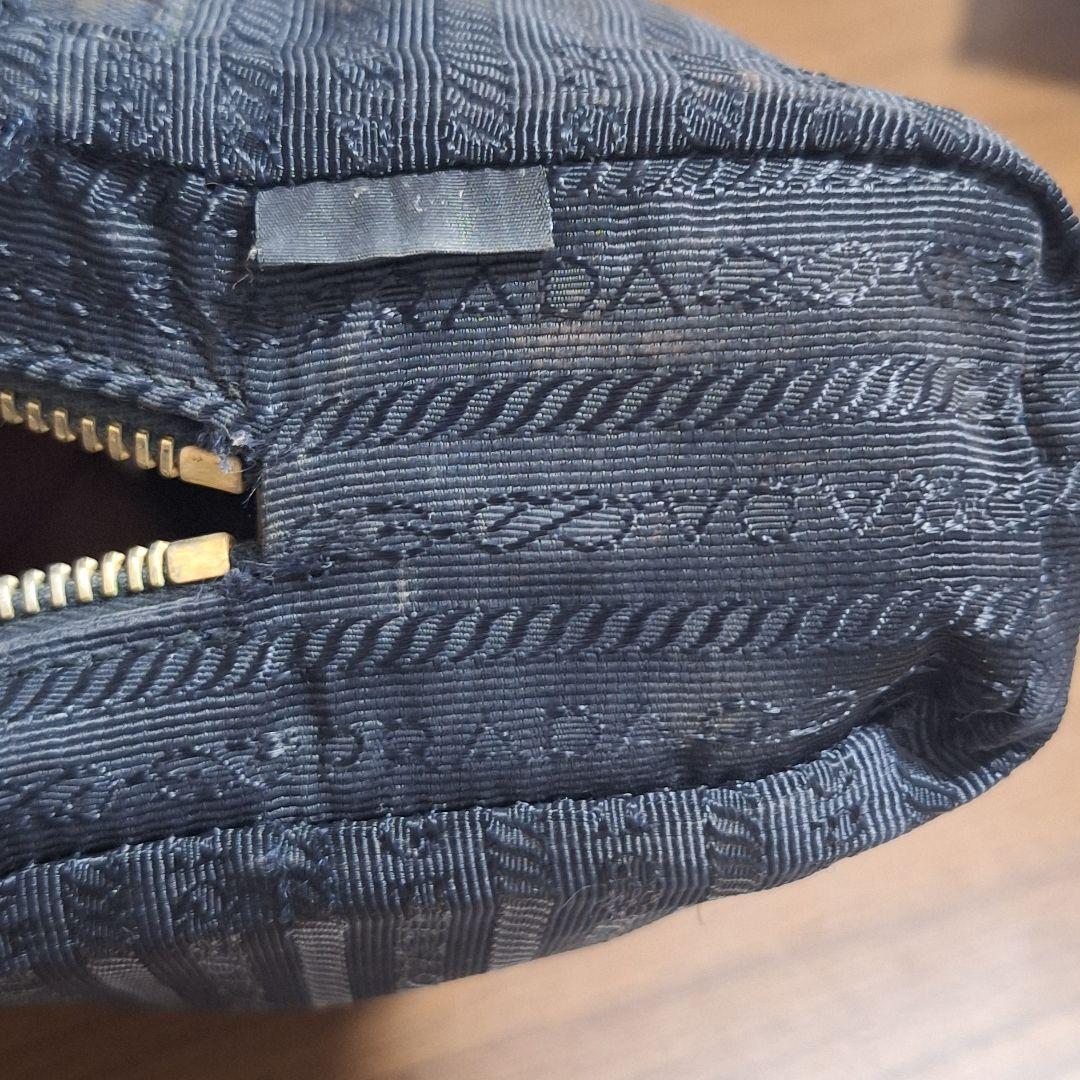 PRADA 黒デニム ポーチ