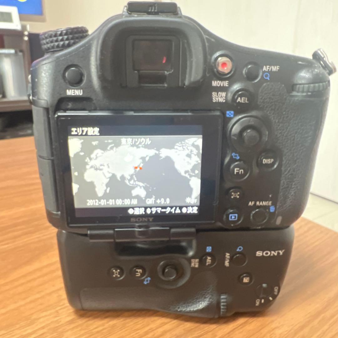 SONYα99/純正グリップVG-C99A付です。