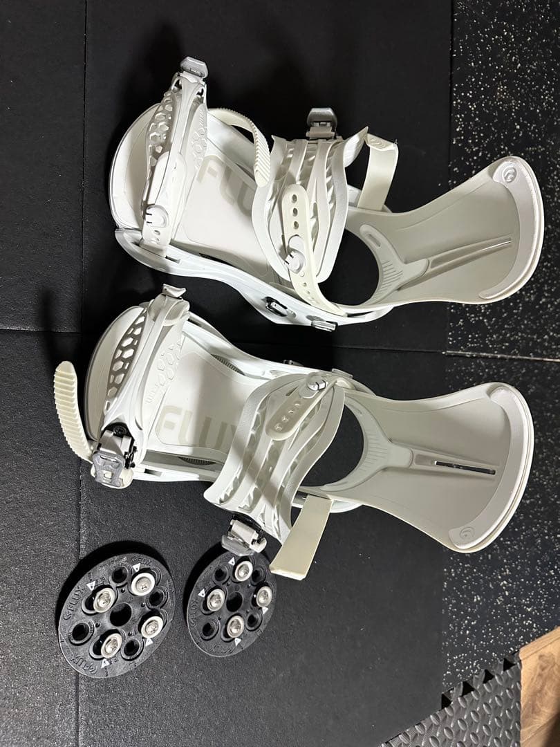 スノーボードビンディング　FLUX　XF　ホワイト2018〜2019モデル　M