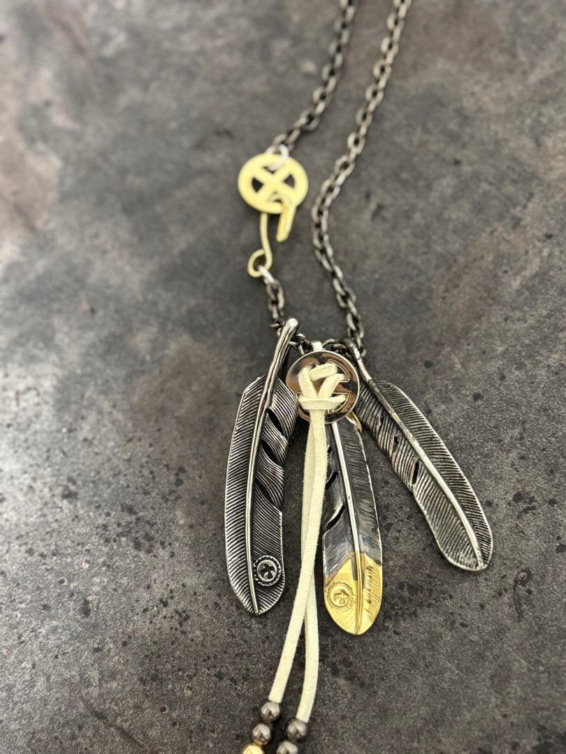 フェザーネックレス　燻し加工　silver925 燻しフェザー