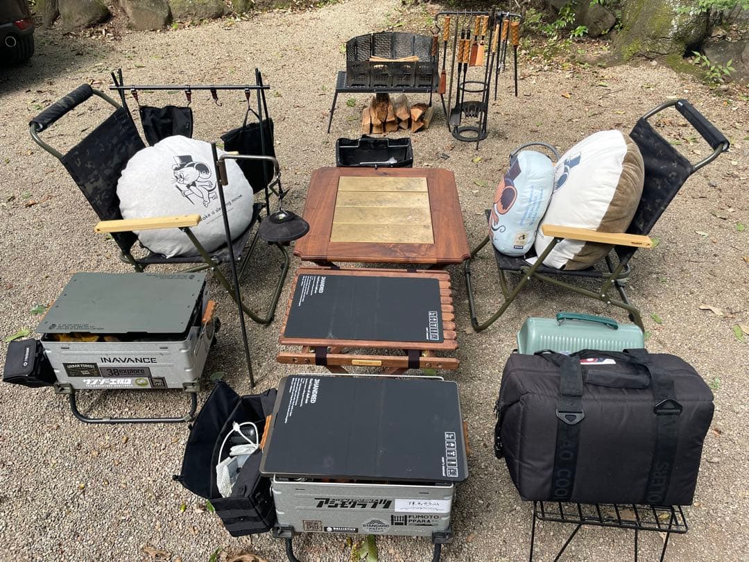 NORAs ノラズ　サイドテーブル　ウォールナット