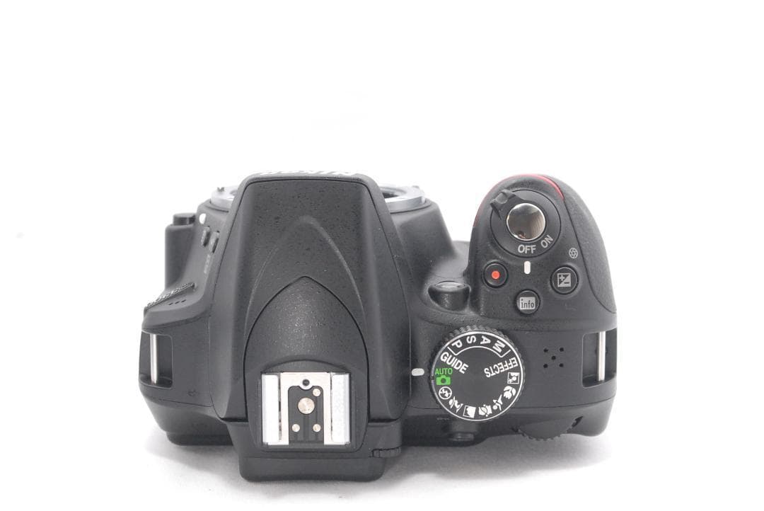 美品✨Nikon D3300 デジタル一眼レフカメラ　初心者　スタート