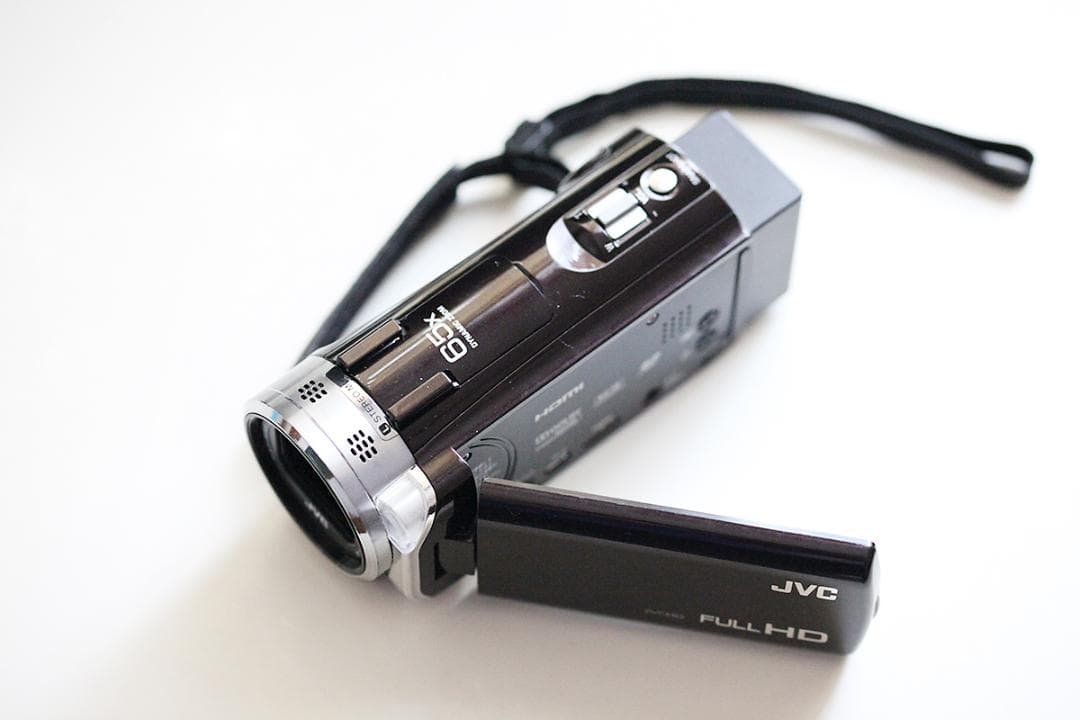 さくら家族、JVC Everio ビデオカメラ Q684