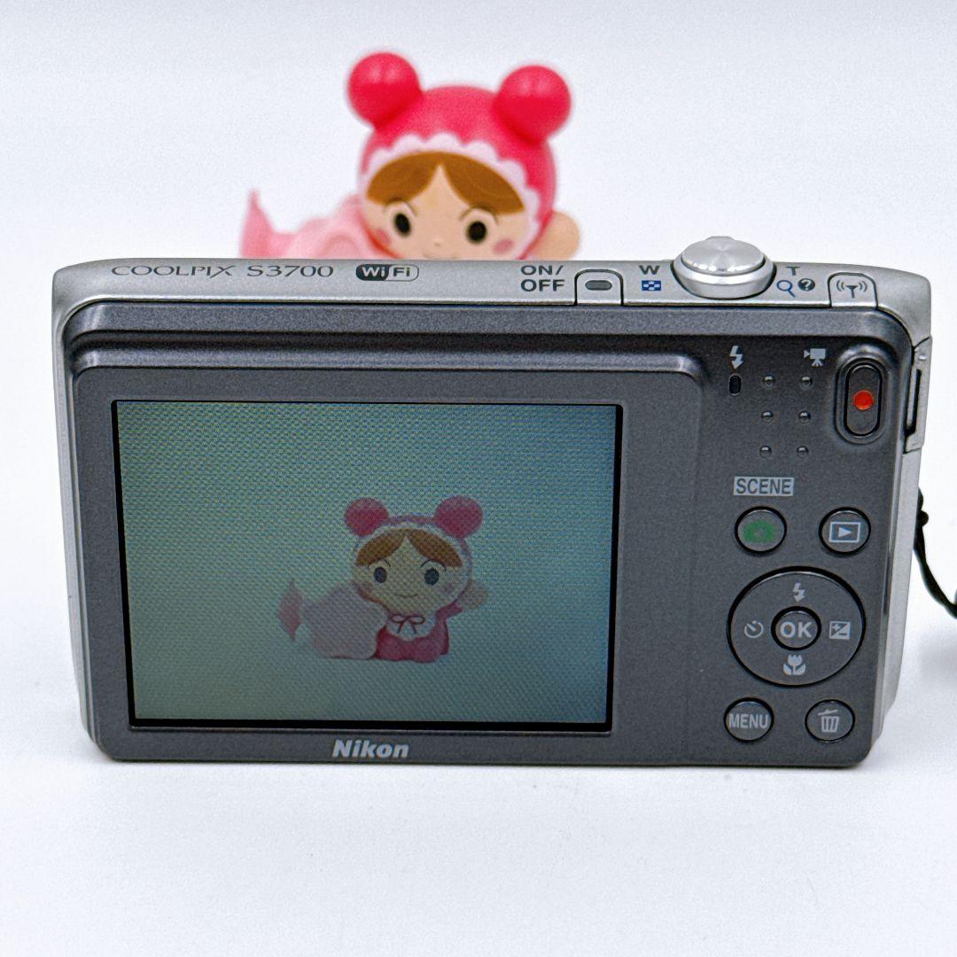 Nikon COOLPIX S3700 コンパクトデジタルカメラ　シルバー