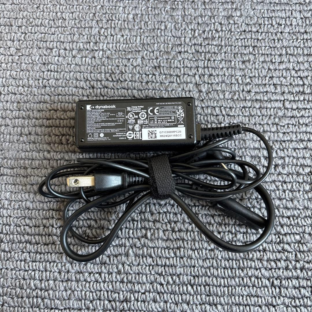 東芝dynabook SJ73/KU i5-1235U メモリ8GB　AC付き