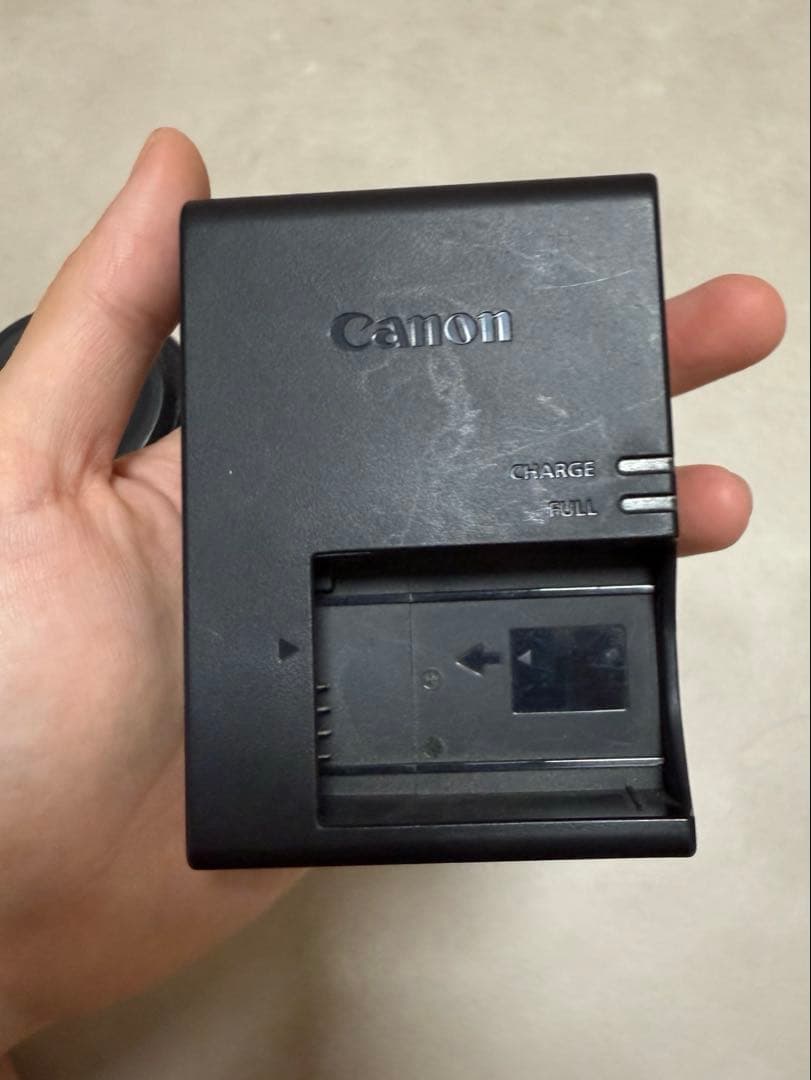 EOS kiss x9 一眼レフ　ダブルズームレンズ➕レンズ➕SDカード付き