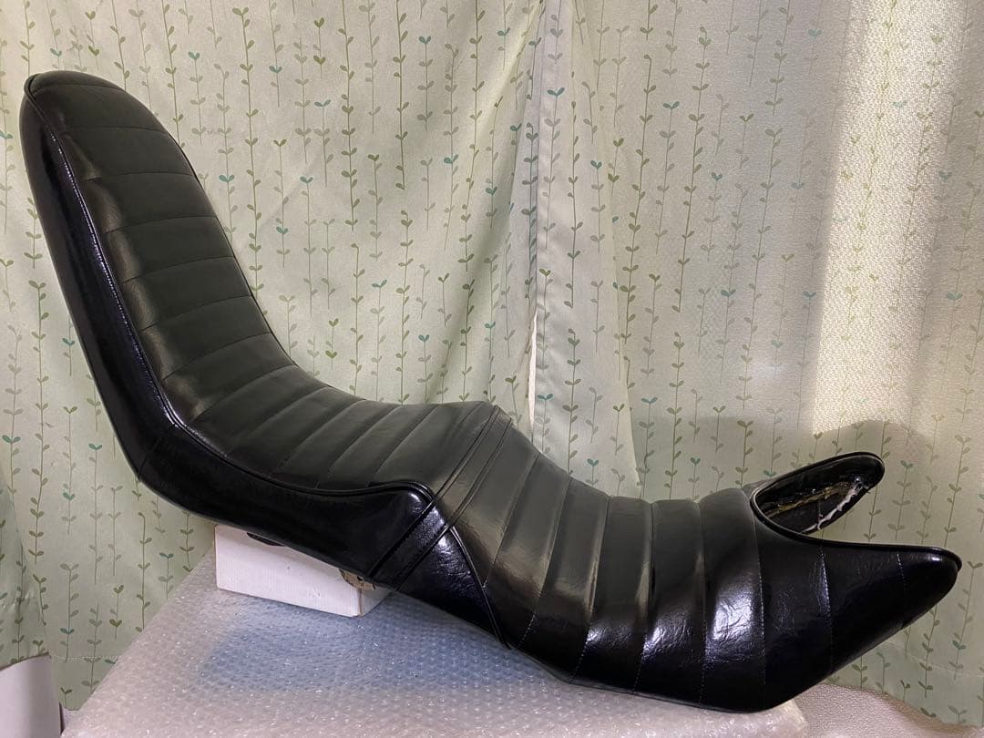 特注 激レア ホーネット250 三段シート 艶あり黒 40cm MC31 族車