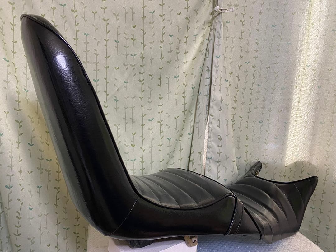 特注 激レア ホーネット250 三段シート 艶あり黒 40cm MC31 族車