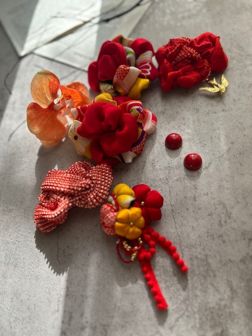 Queen様　order髪飾り♡ イヤリング８種とセット