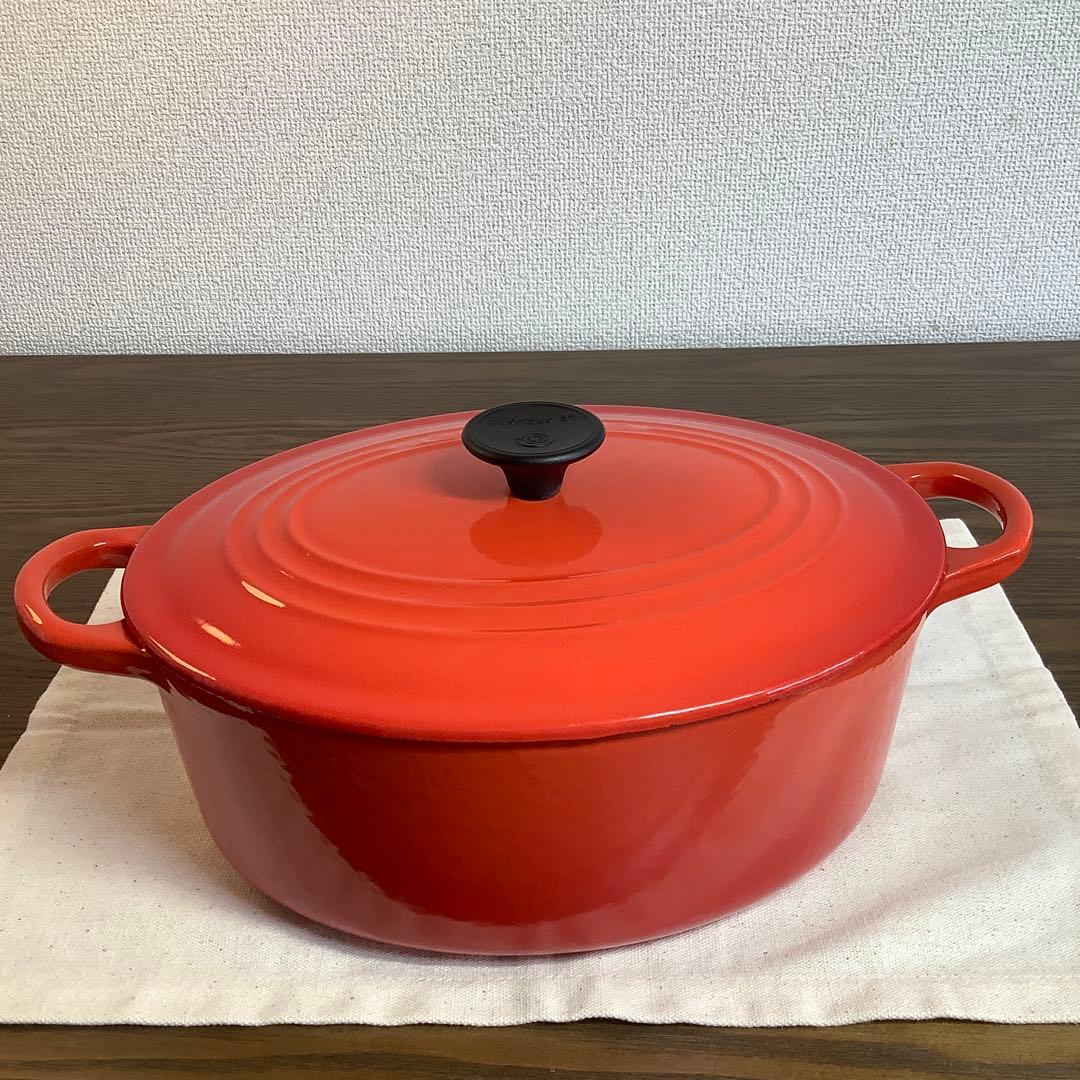 【美品】ルクルーゼ　ココット・オーバル 鍋25cm