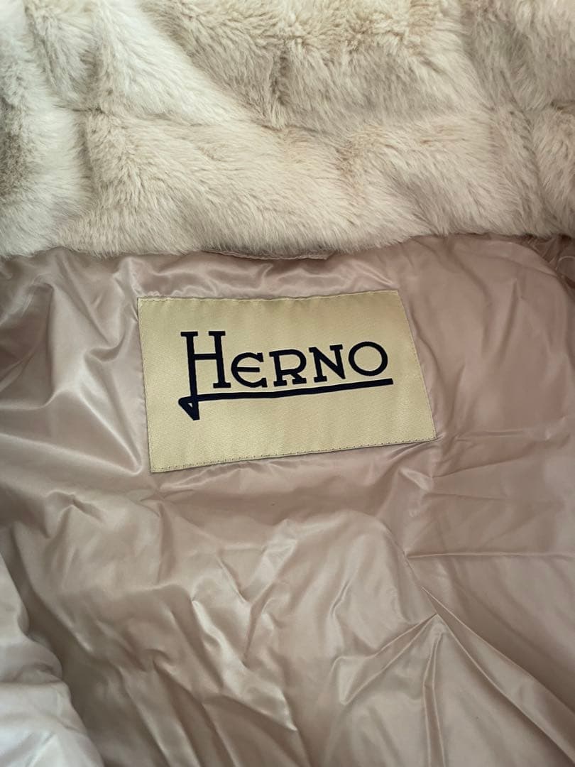 Herno ホワイト ダウンジャケット
