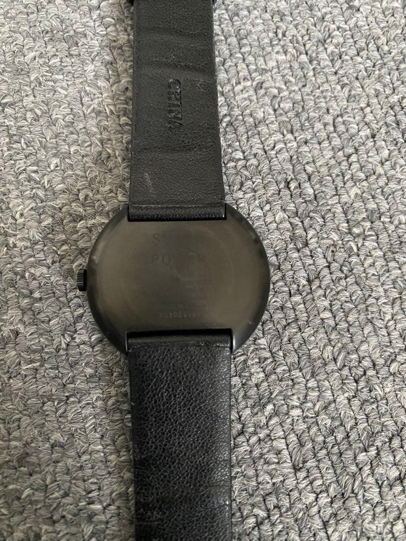 無印良品　ブラックレザーベルトアナログ時計