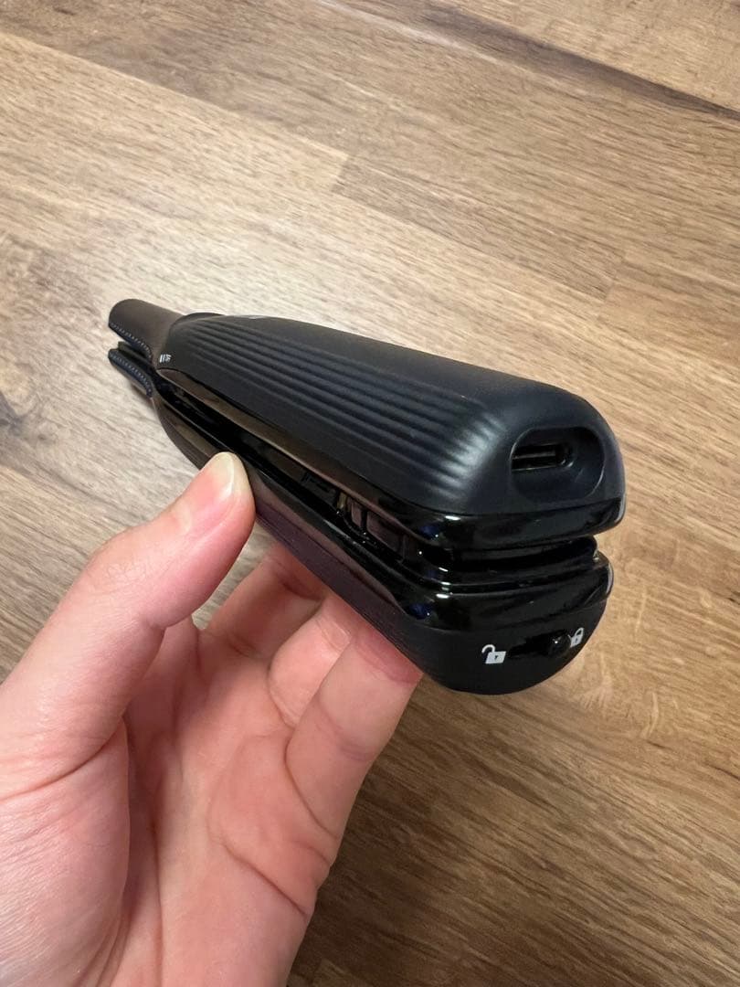 リファ フィンガーアイロン/ ReFa FINGER IRON ST ブラック