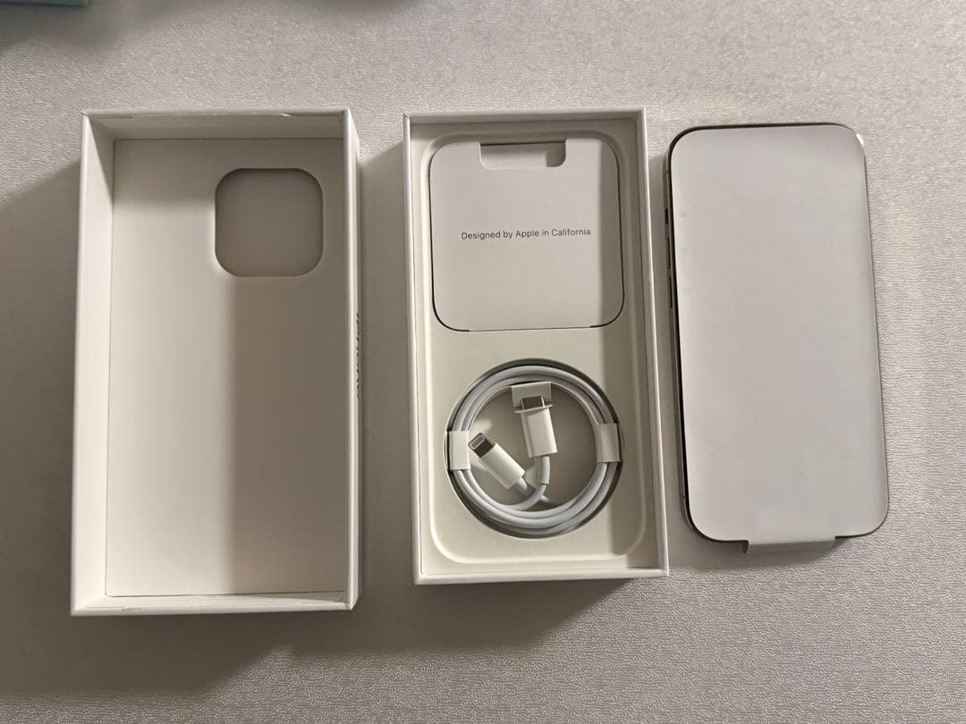 <ほぼ新品> iPhone14 Pro ゴールド 256GB アップルケア交換品