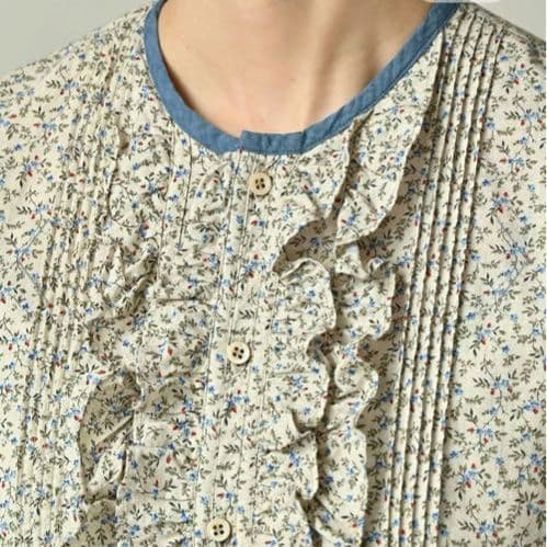 未使用品 45R ツタフラワープリントのフリルブラウス 45rpm