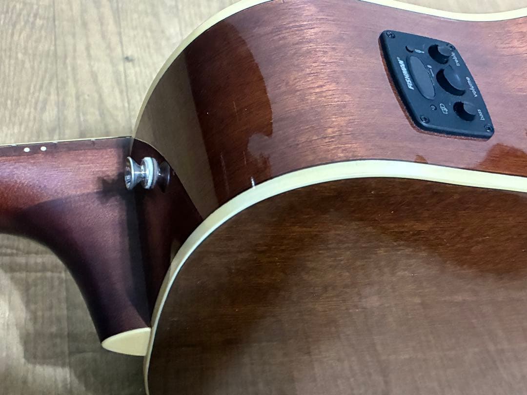 Fender Malibu エレアコ　サンバースト　音出しOK