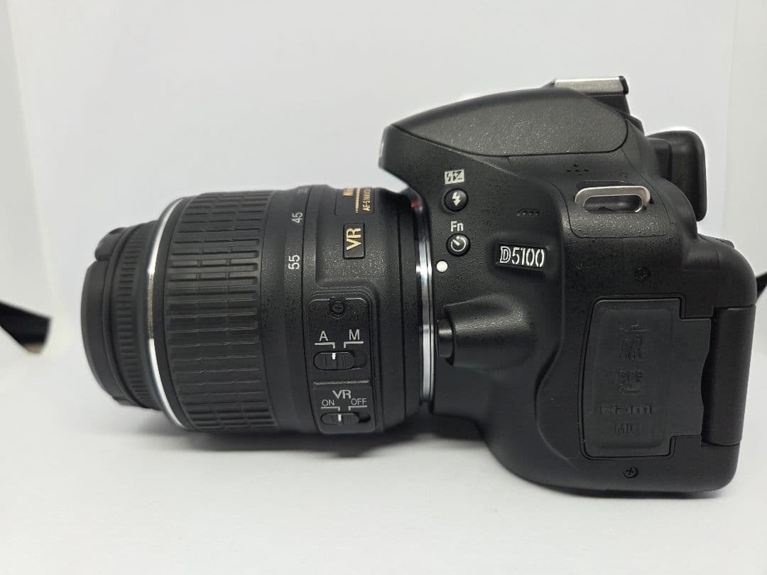 デジタルカメラ Nikon D5100