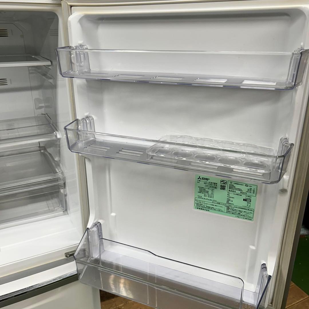 30 三菱　大型冷蔵庫　355L 家庭用　自動製氷　3ドア　きれい