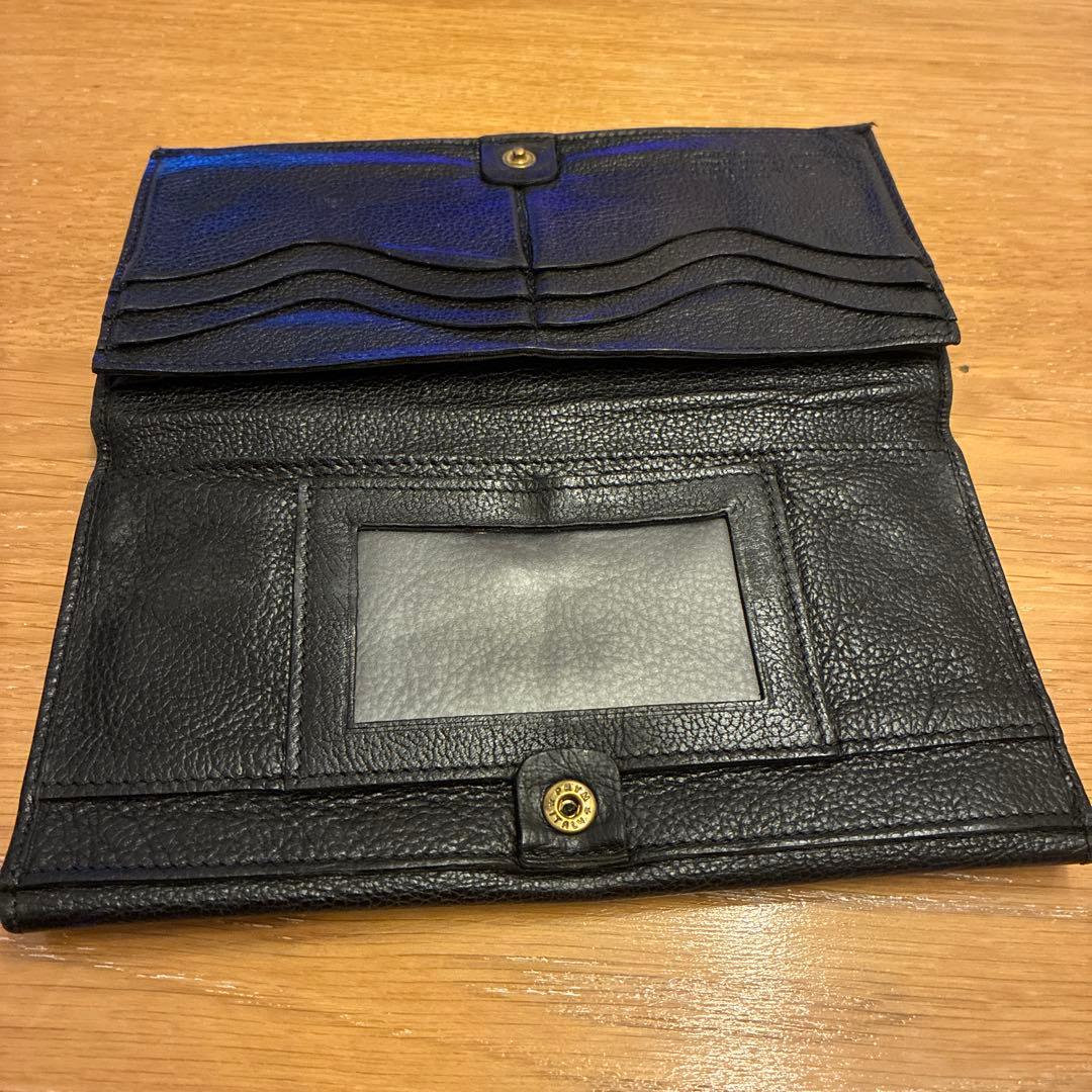 黒 レザー 長財布