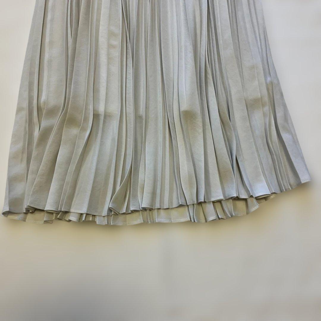 SOEJU ソージュ　ロングプリーツスカート　ライトグレー（85cm丈）