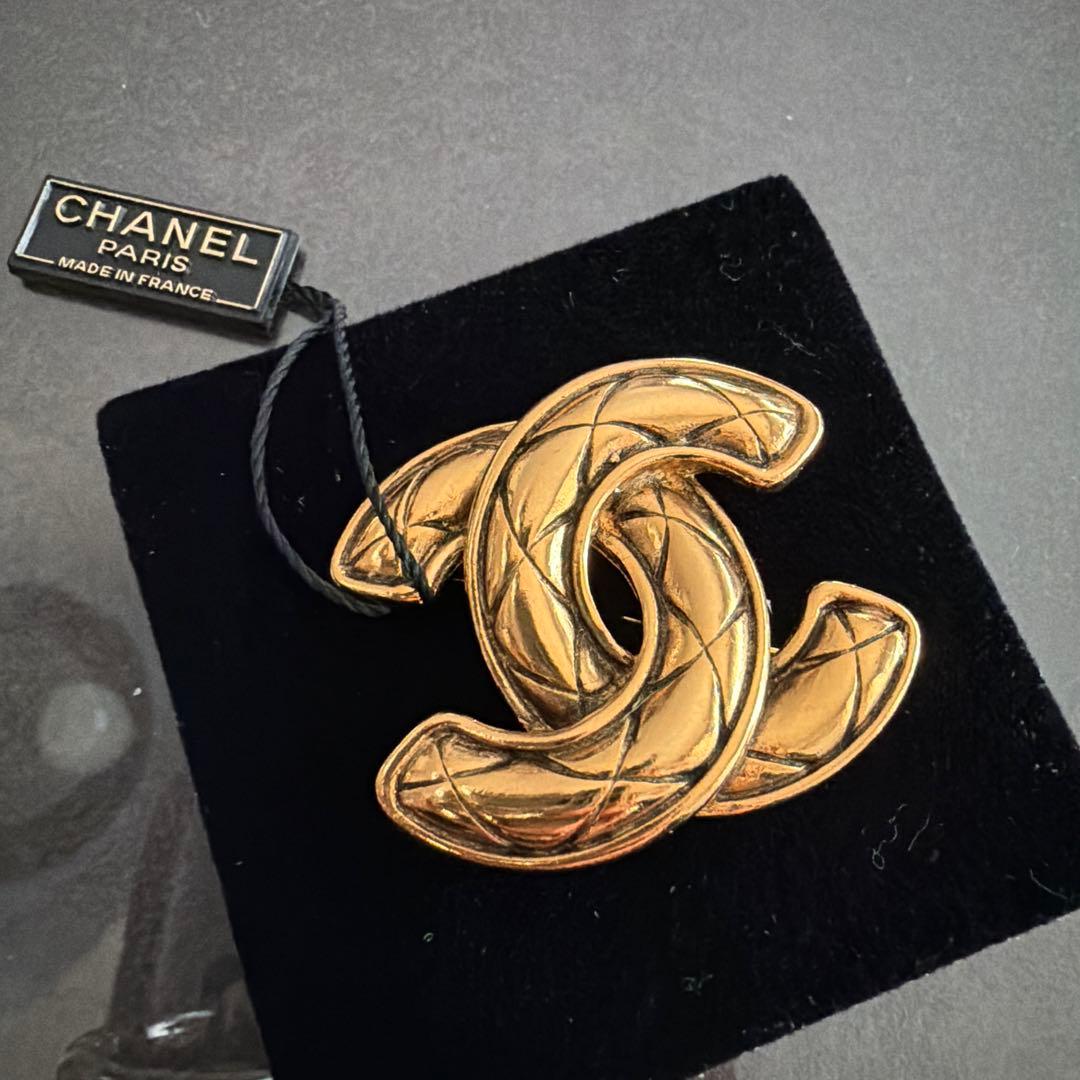 CHANEL ビンテージ　ブローチ