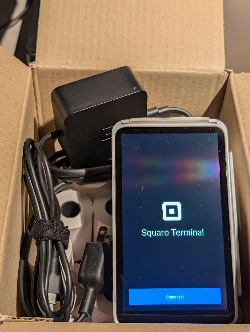 Square Terminal 充電器・レシートロール付