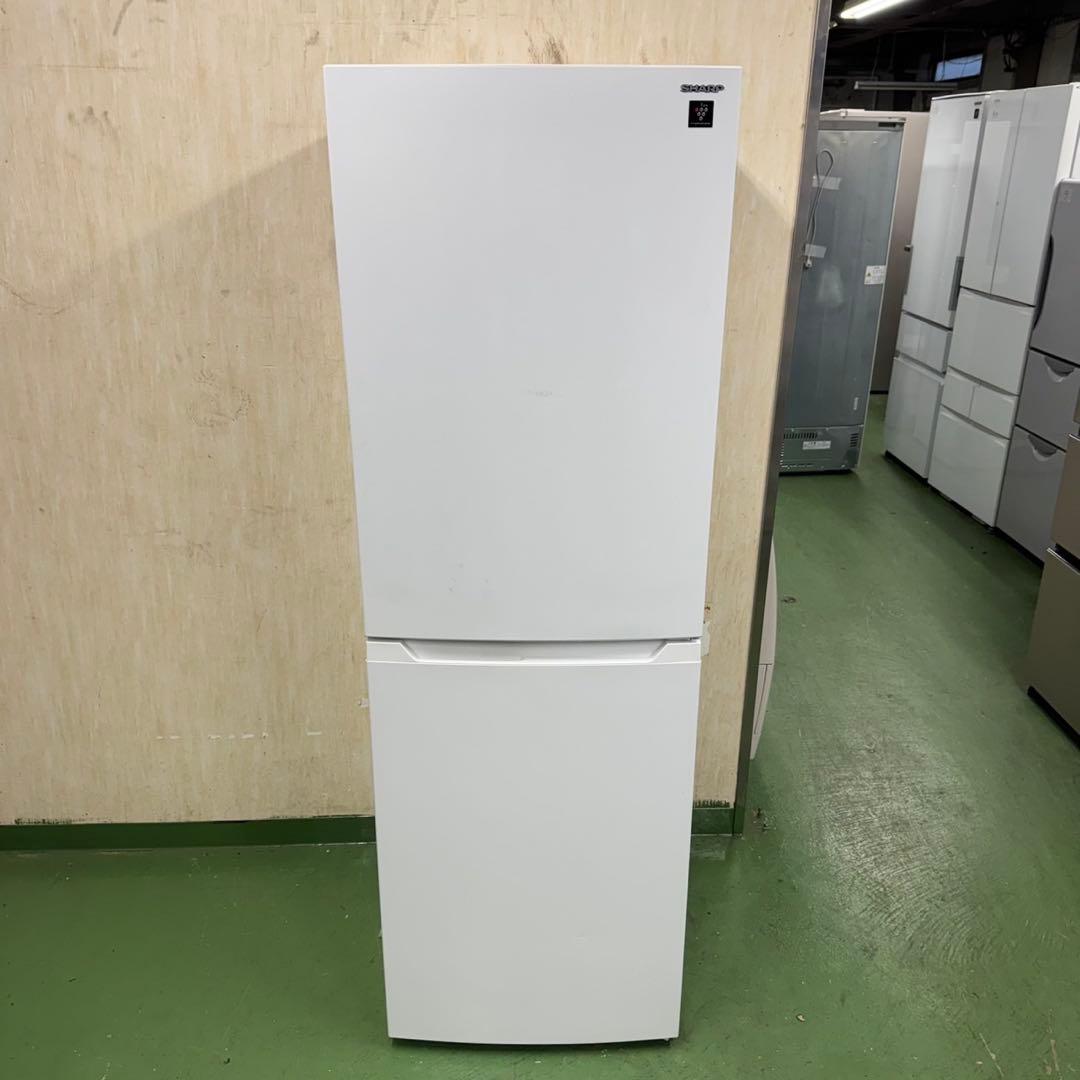 640 SHARP 中型冷蔵庫 200L〜300L 小型 一人暮らし 右開き
