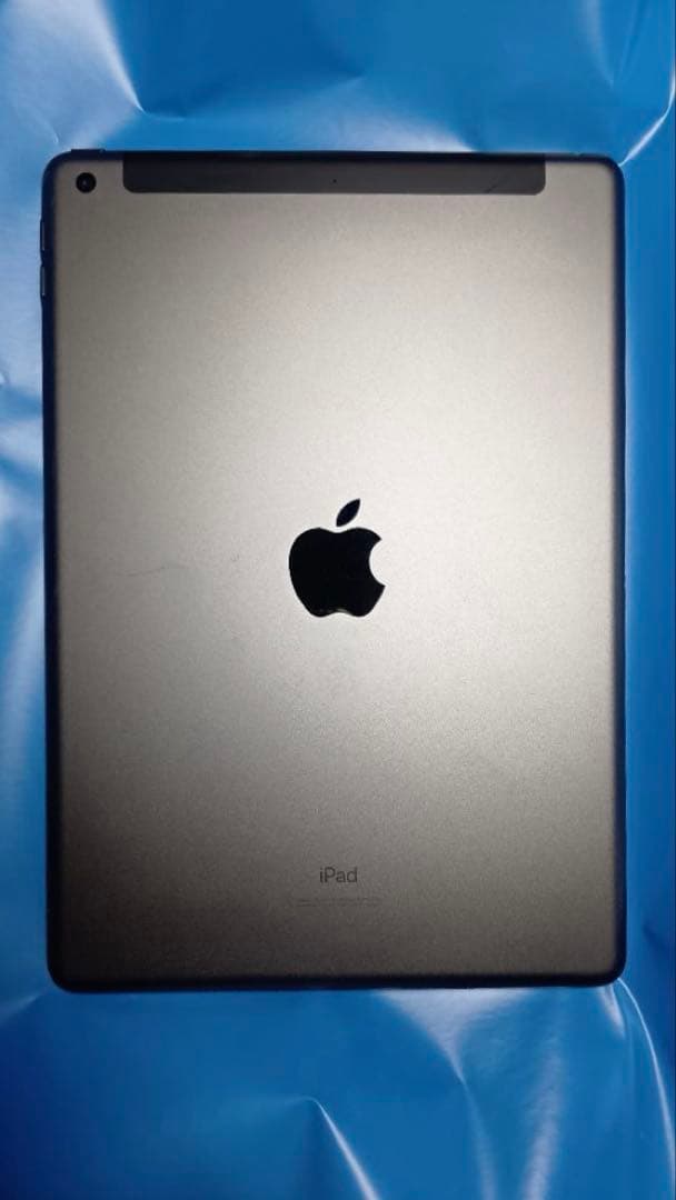 iPad 第7世代 Wi-Fi+Cellular 32GB スペースグレイ