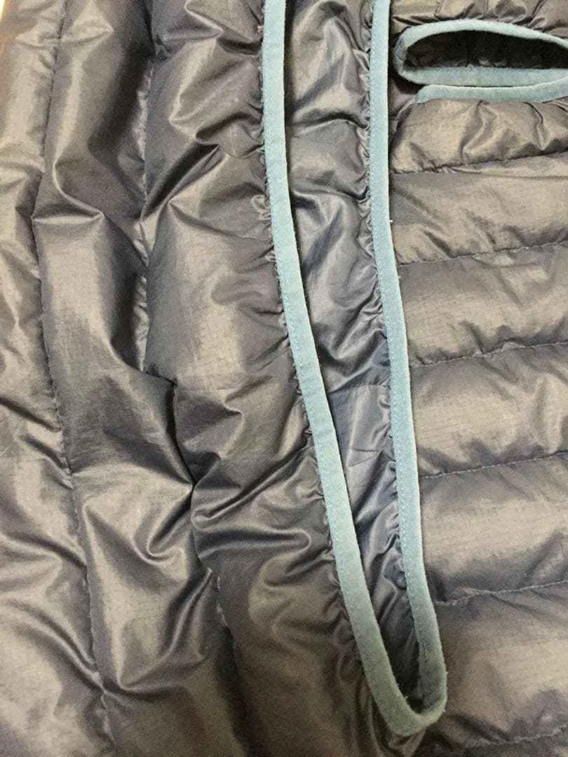 PatagoniaダウンスナップTプルオーバー　ダウンセーター