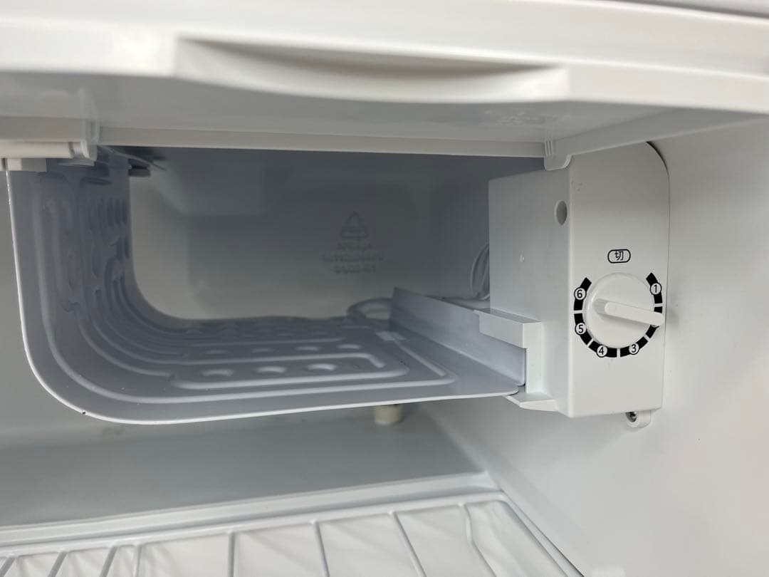 【極美品】comfee 冷蔵庫 冷凍付き　ホワイト　45Ｌ