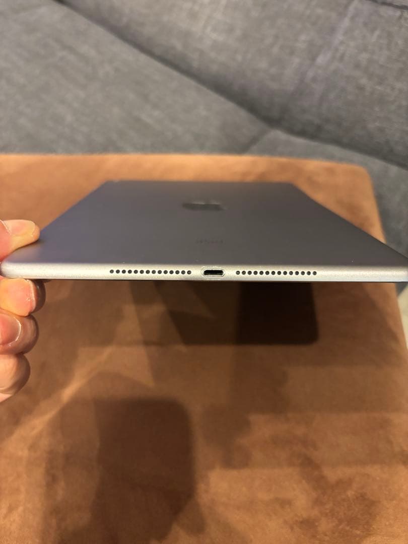 Apple iPad air2 128G シルバー 本体 WIFIモデル