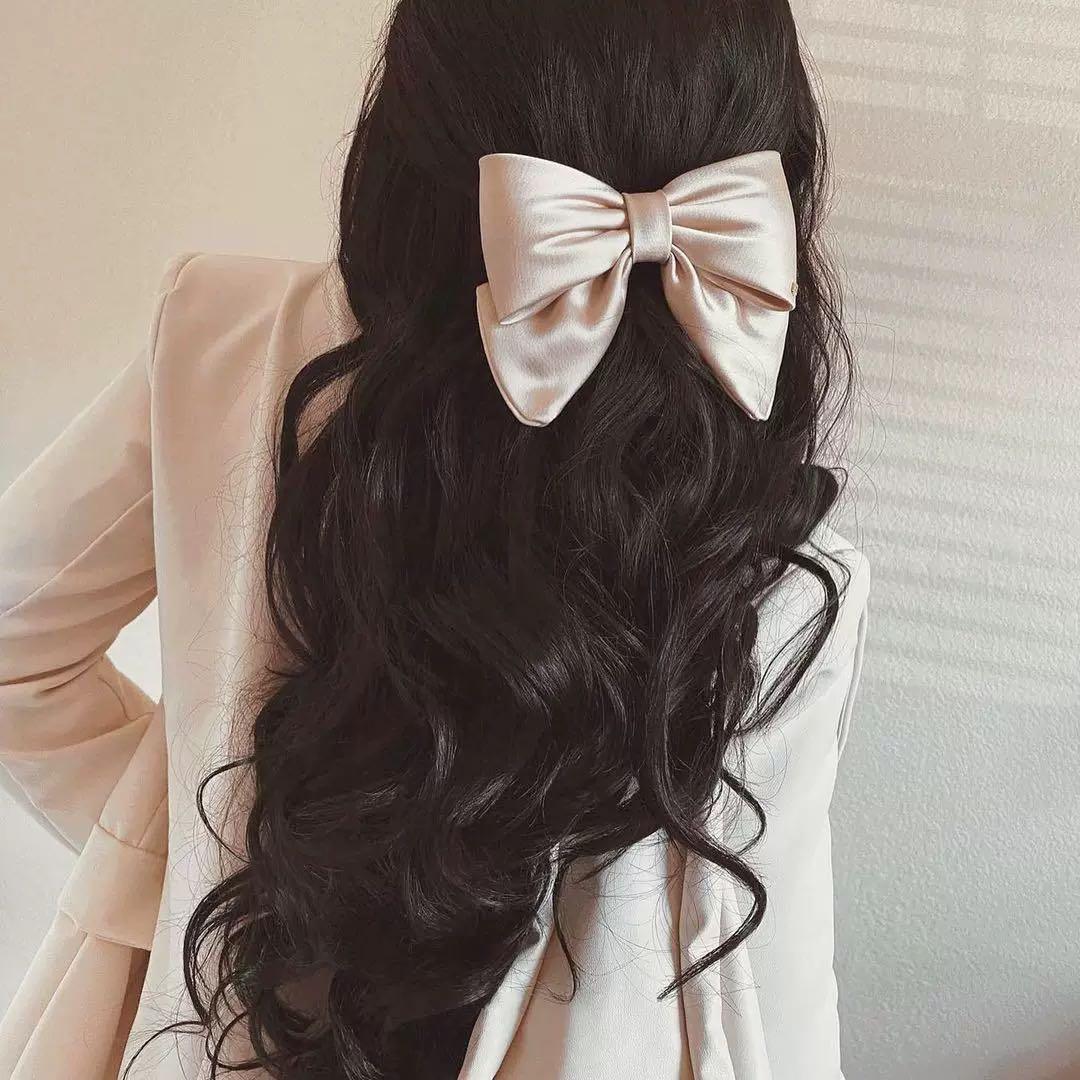 【新品未使用】　新品アレクリポンバレッタ　ベージュ