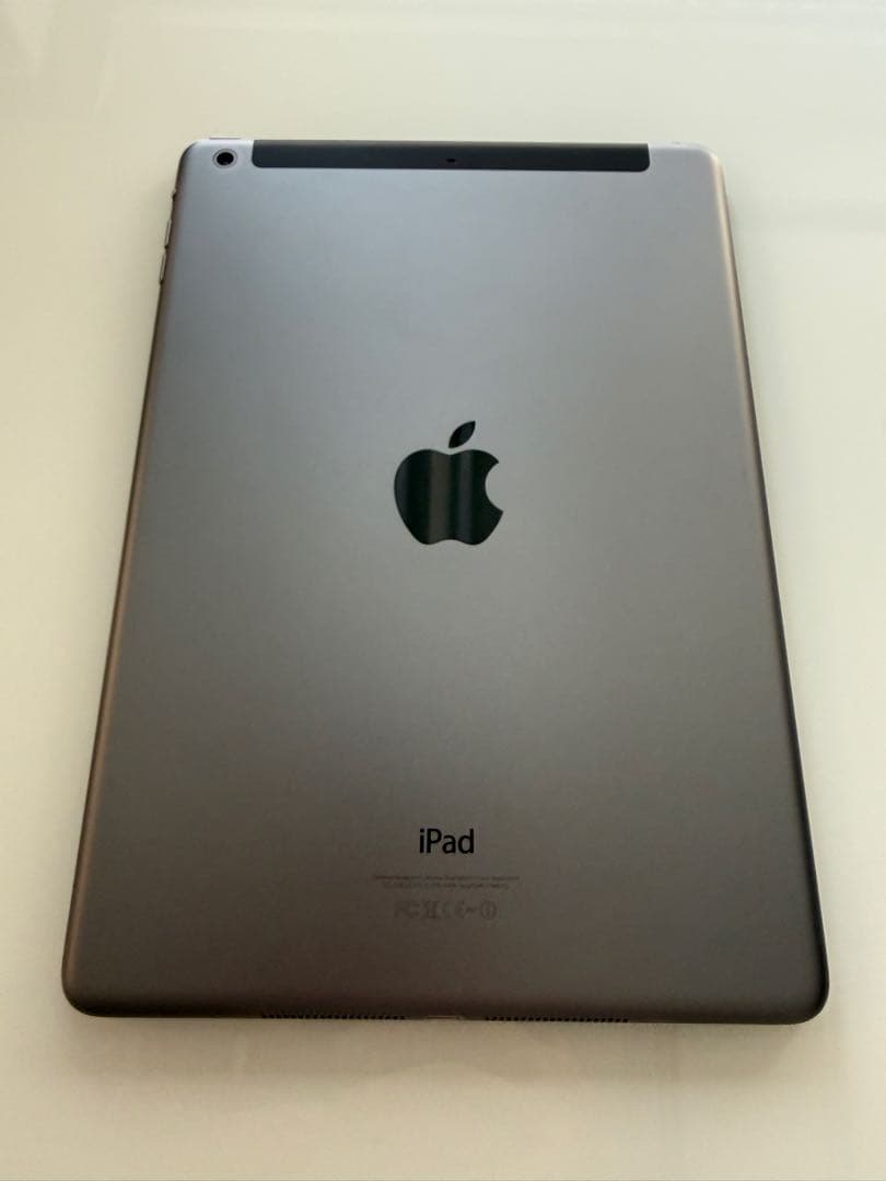 iPad本体 Apple iPad Air 64GB MD793JA/A