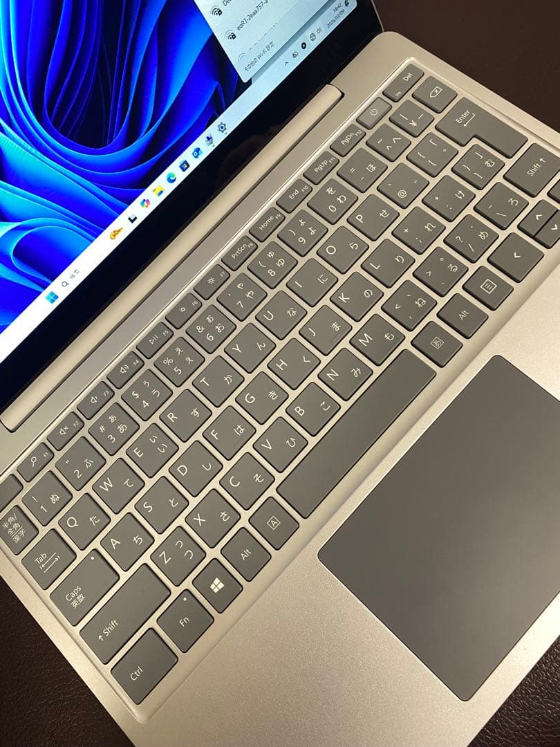 Windowsノート本体 Surface Laptop go