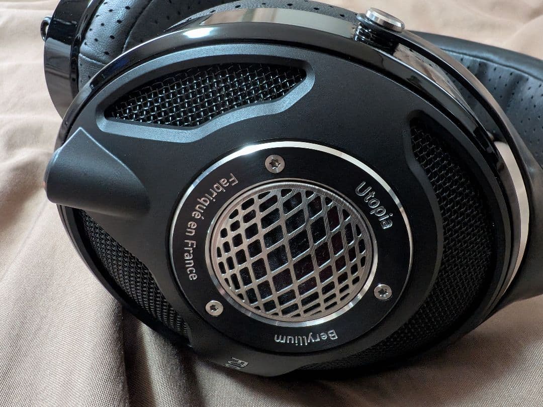 国内正規品 FOCAL UTOPIA 美品 Danacablケーブル等付属品多数