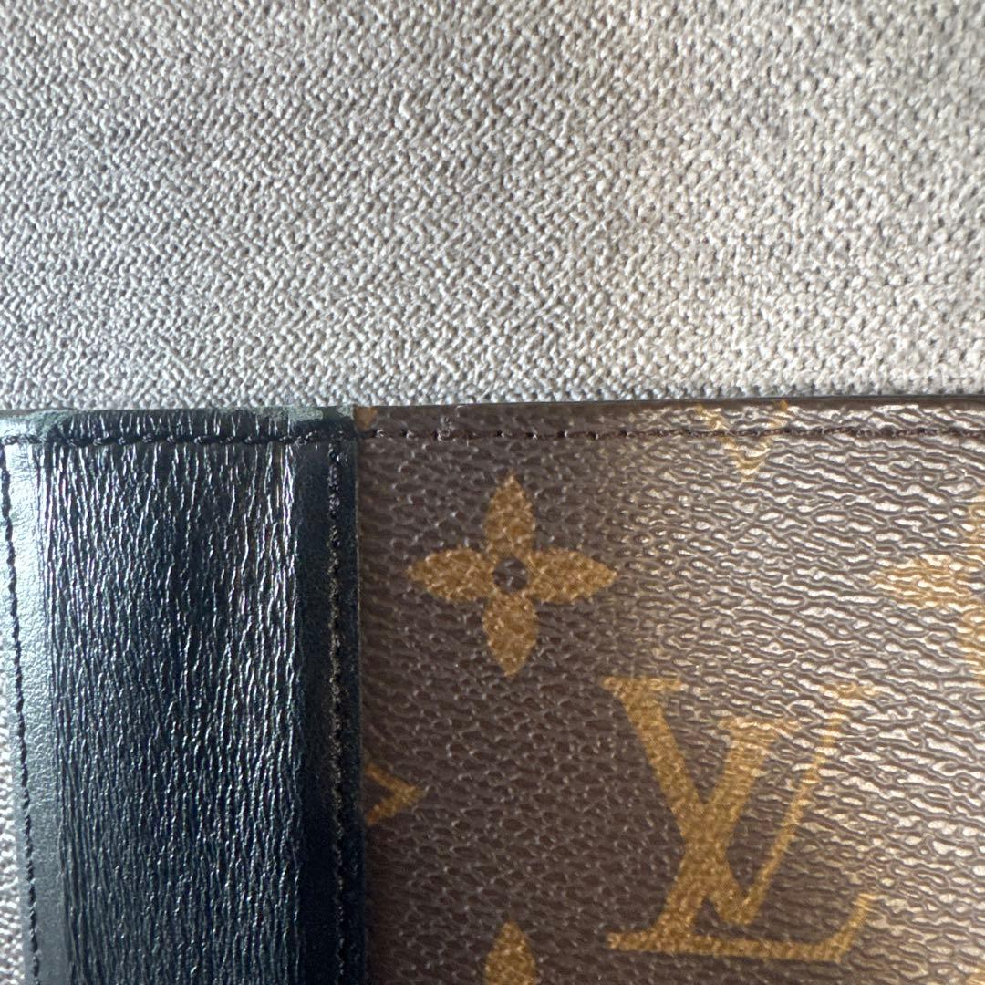 LOUIS VUITTON ルイヴィトン IPHONE 15 PRO・フォリオ