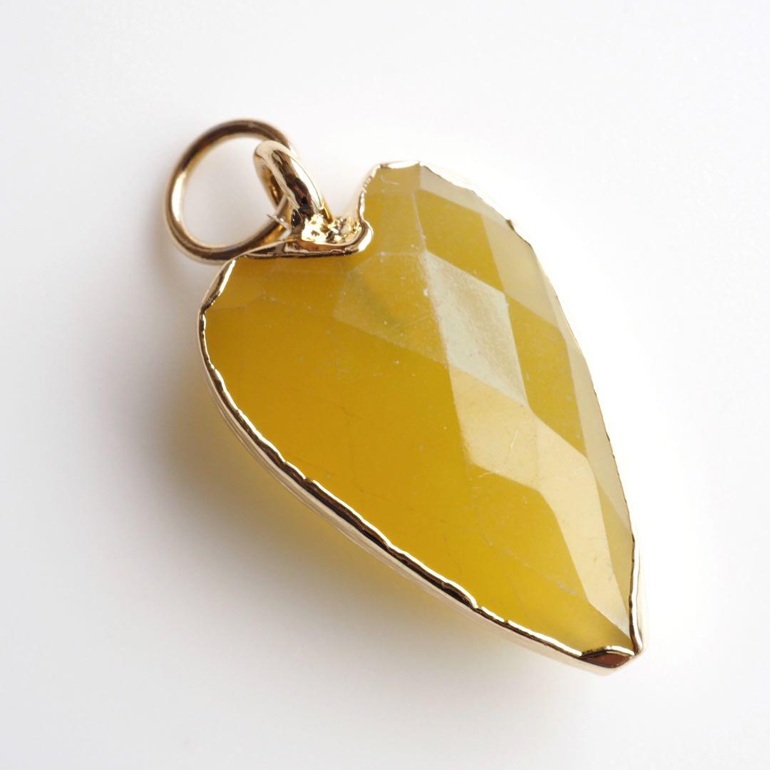 【Noel】宝石質カーネリアンのバタフライピアス